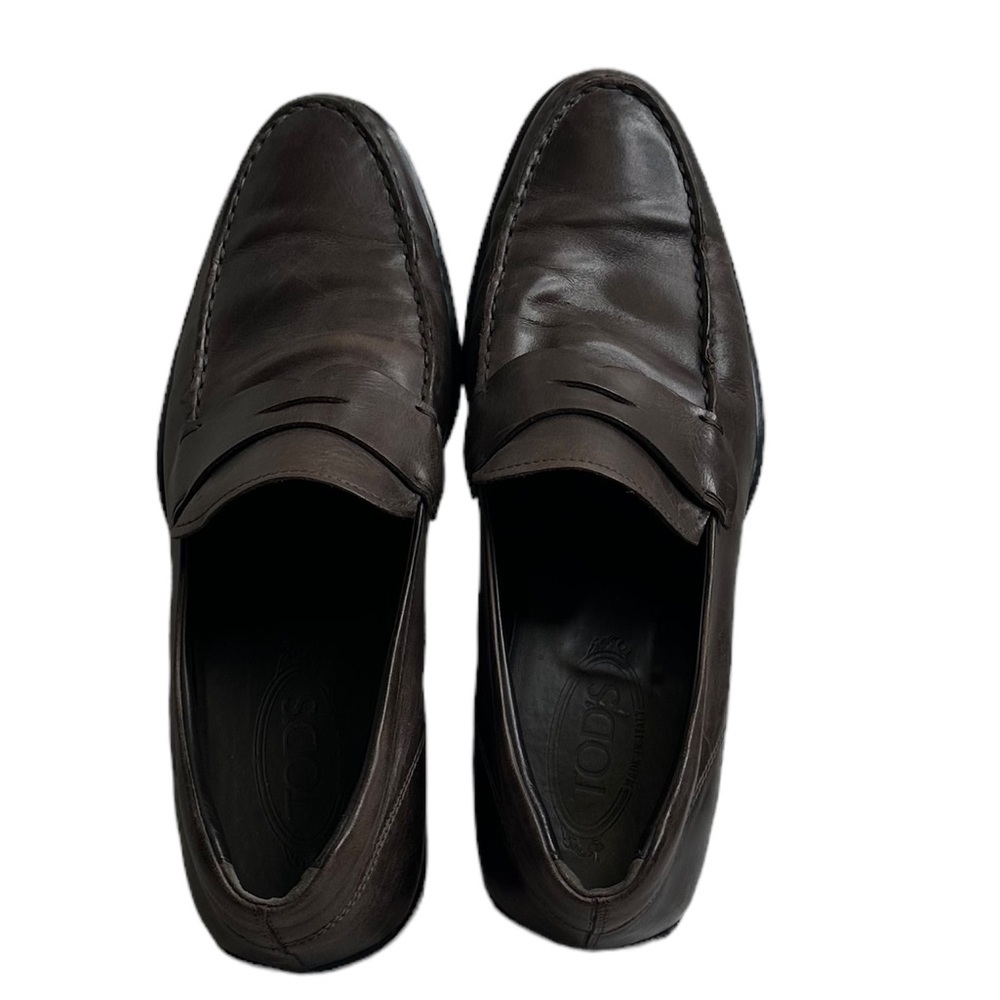 Todd’s Men Shoes. Condition is Pre-owned. Shipped with USPS Priority Mail. - Picture 14 of 16